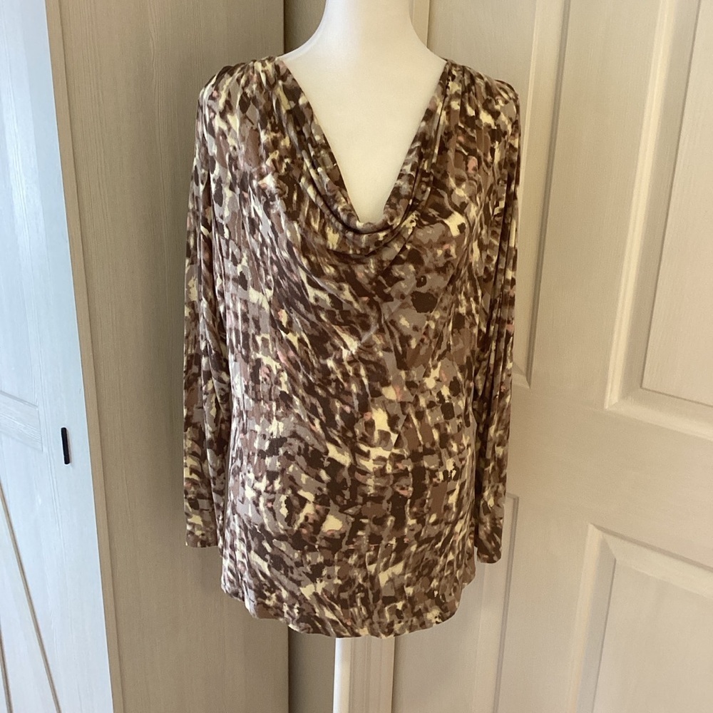 Jennifer Lopez Brown Patterned  vneck Blouse Sz M